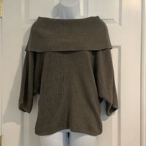 VIVIENNE VIVIENNE TAM Wide Neck Off The Shoulder Half Sleeve Gray Sweater